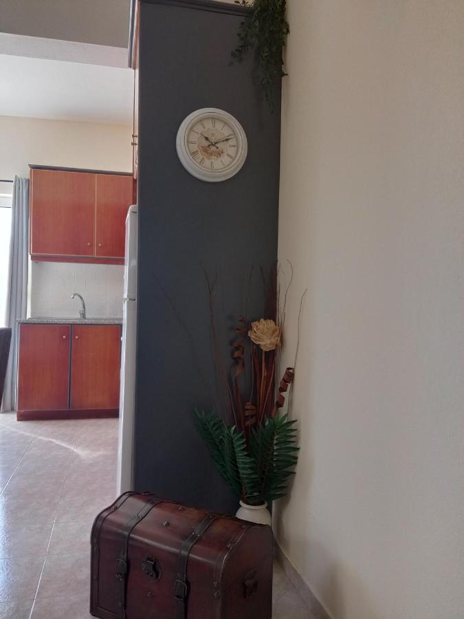 Marilen Apartment Livadia  Exterior photo